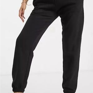 Missguided basic joggers w/ tie waist. 2 side pitchers and wheats banded bottoms